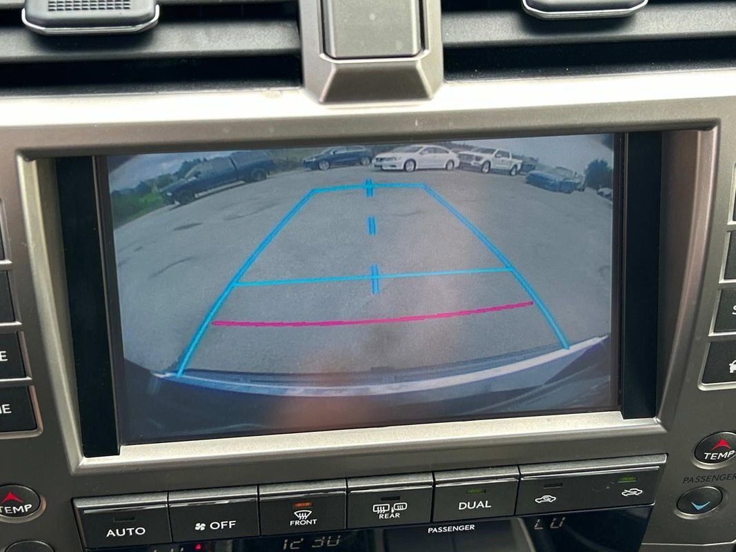 Used 2014 Lexus GX 460 image 25