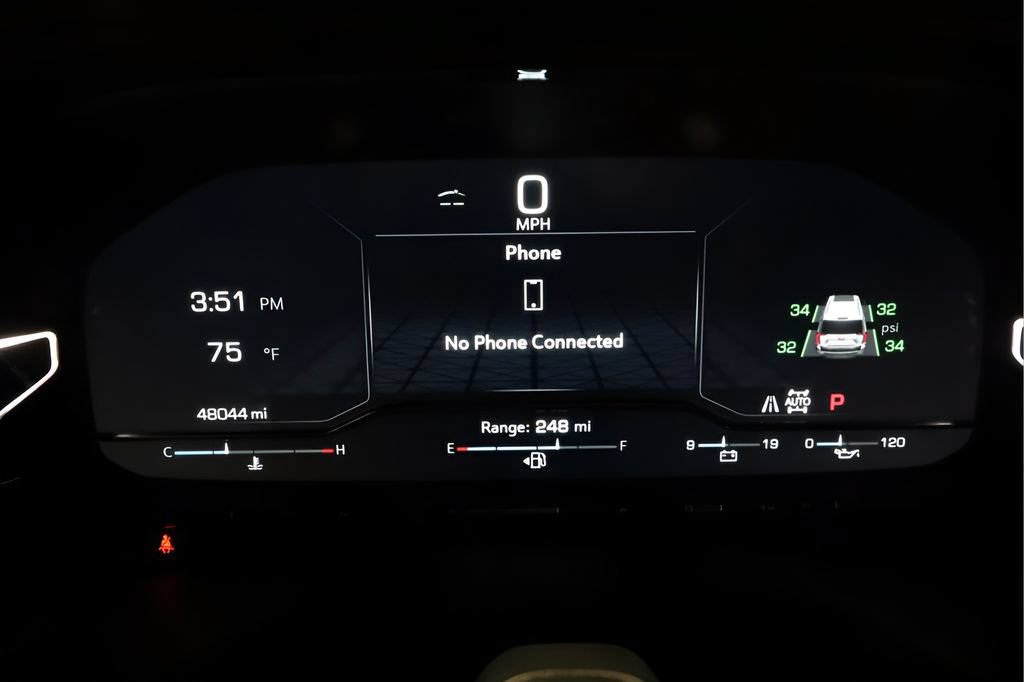 Used 2024 GMC Yukon Denali Ultimate AWD/4WD image 7