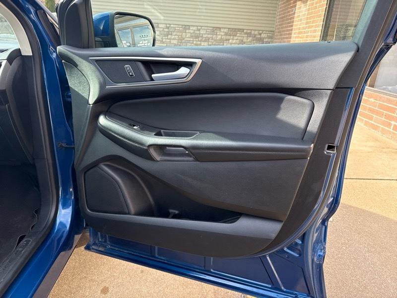Used 2024 Ford Edge SEL image 24