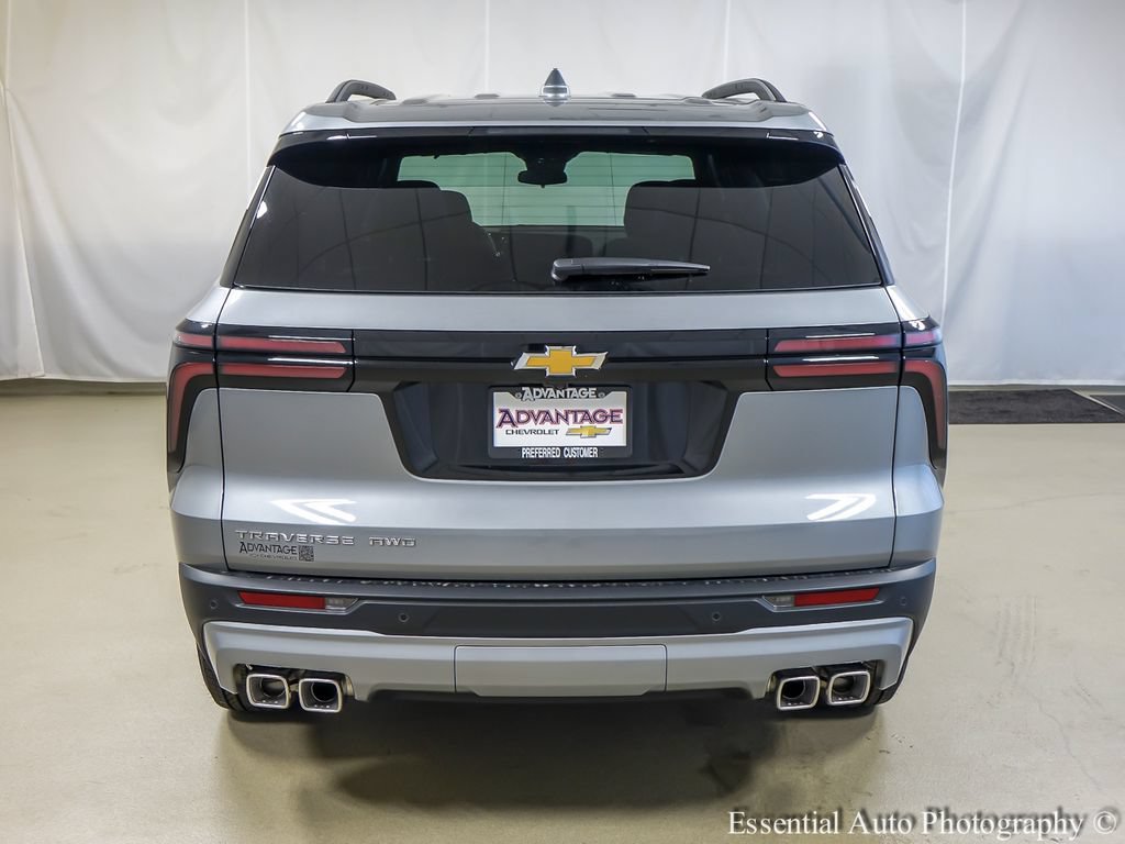 New 2026 Chevrolet Traverse LT w/ LPO, Floor Liner Package AWD/4WD image 6