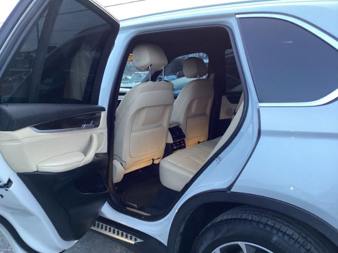 Used 2017 BMW X5 xDrive35i image 6