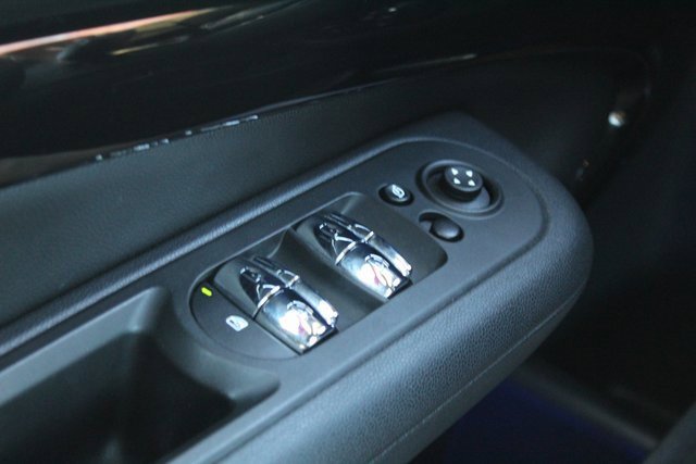 Used 2022 MINI Cooper Clubman John Cooper Works image 21