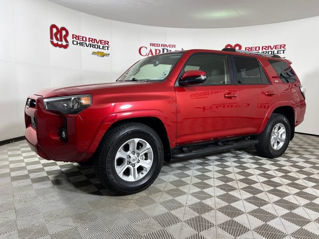 Used 2022 Toyota 4Runner SR5 Premium w/ Moonroof Package RWD image 3