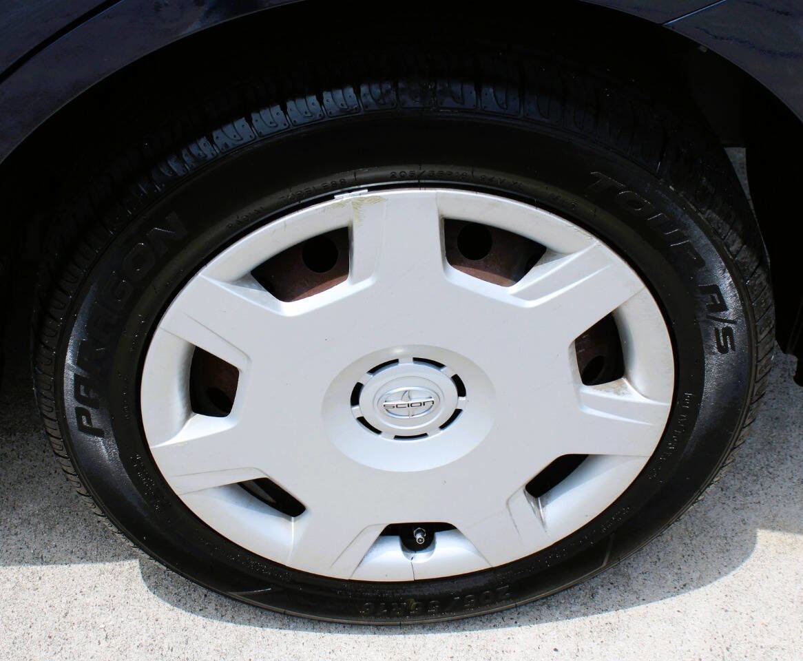 Used 2008 Scion xB FWD image 12