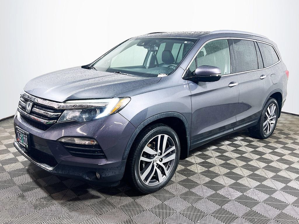 Used 2017 Honda Pilot Elite image 4