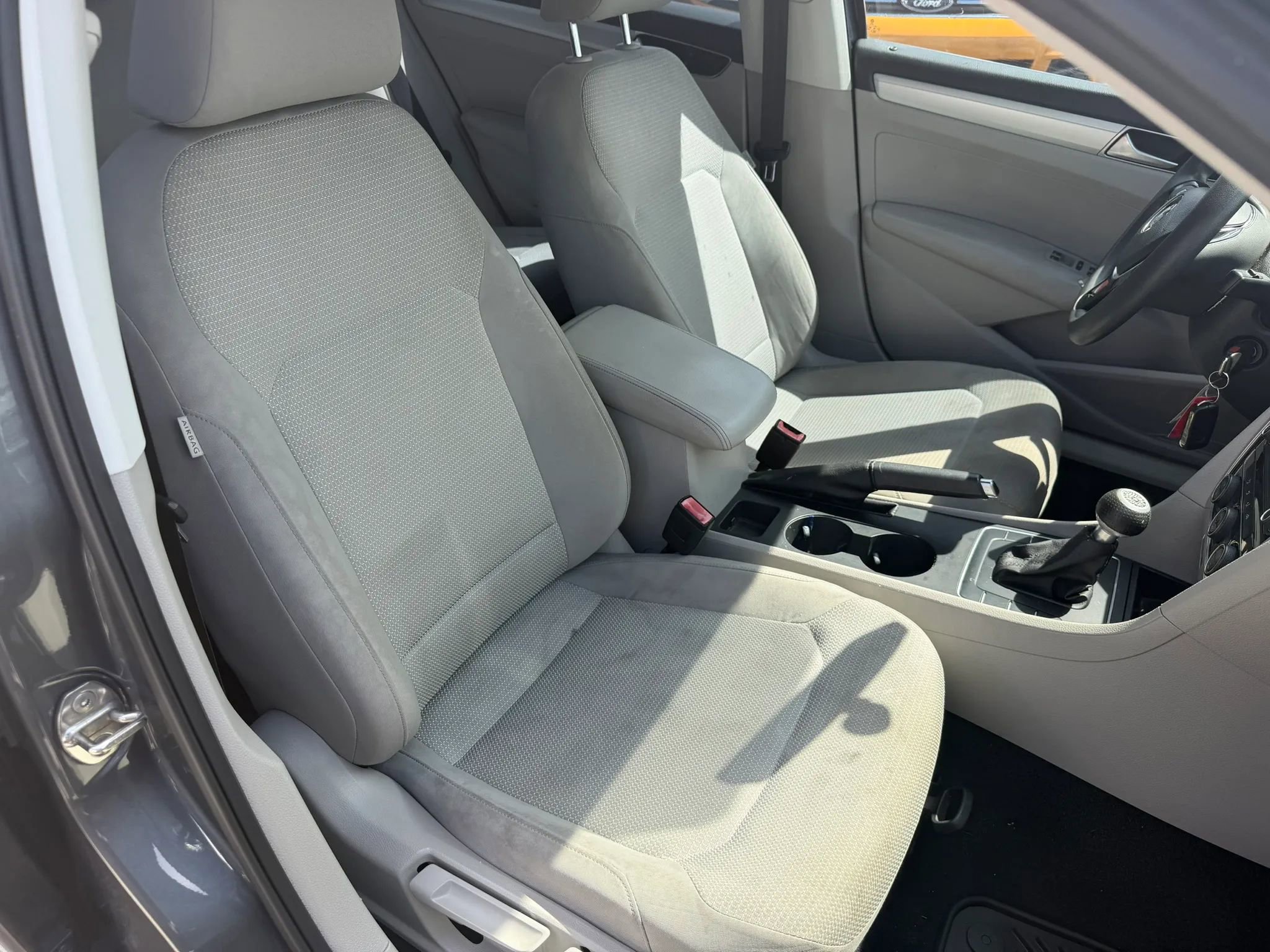 Used 2016 Volkswagen Passat 1.8T S FWD image 10