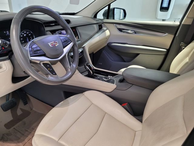 Used 2021 Cadillac XT5 Premium Luxury image 11