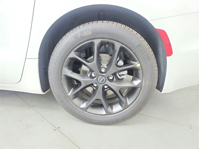 New 2026 Chrysler Pacifica Limited w/ S Appearance Package image 48