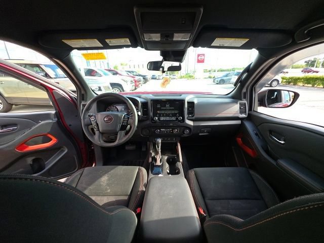 Used 2022 Nissan Frontier Pro-X RWD image 26