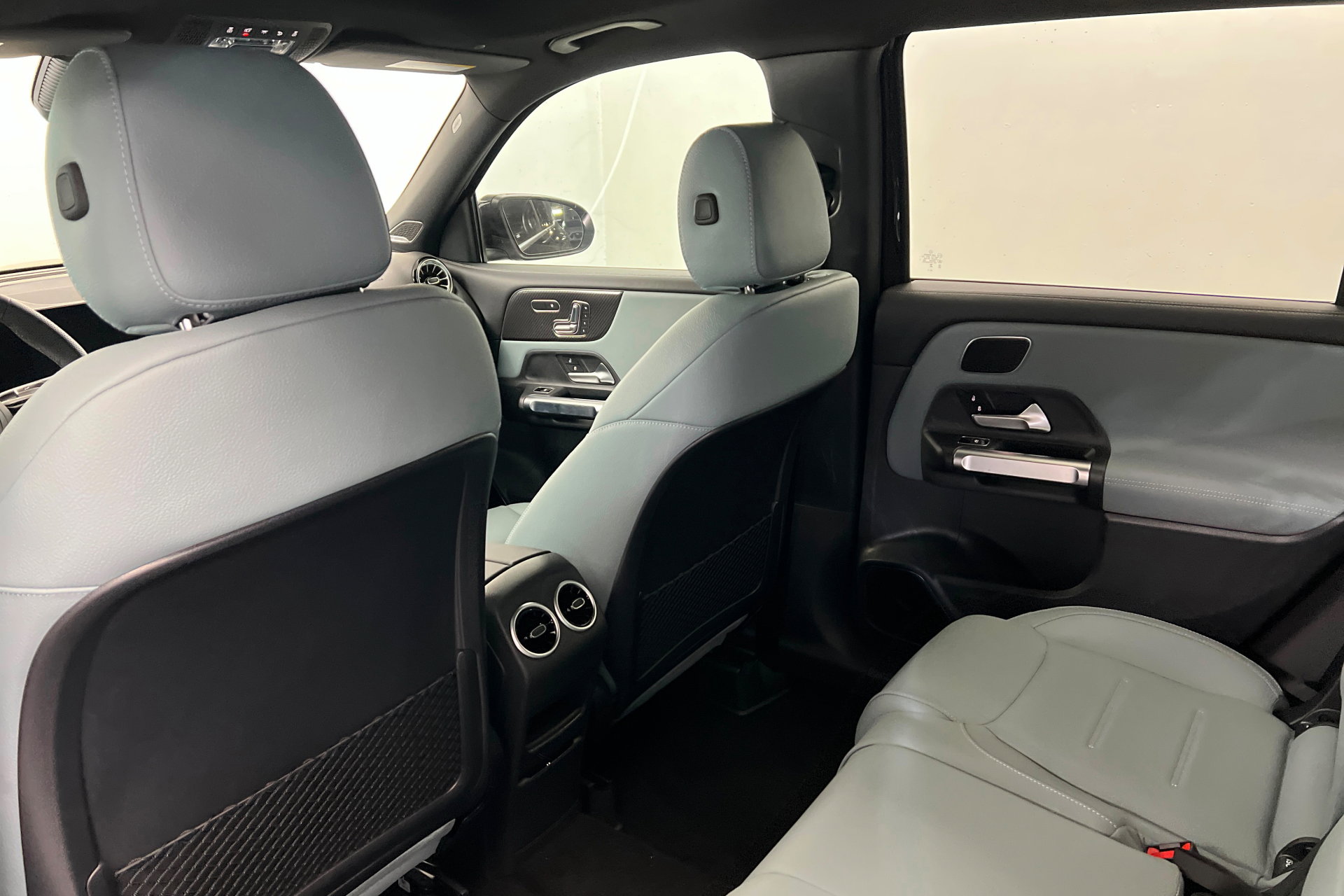 New 2026 Mercedes-Benz GLB 35 AMG AMG GLB 35 image 19