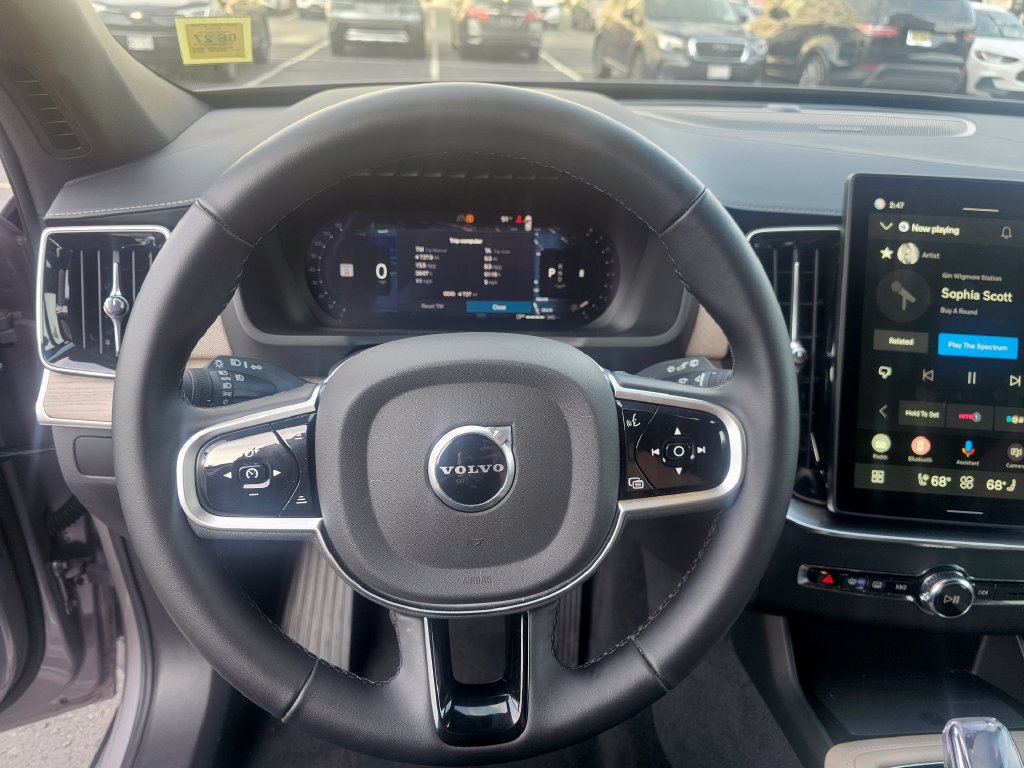 Certified 2026 Volvo XC90 B6 Plus w/ Protection Package Premier AWD/4WD image 47
