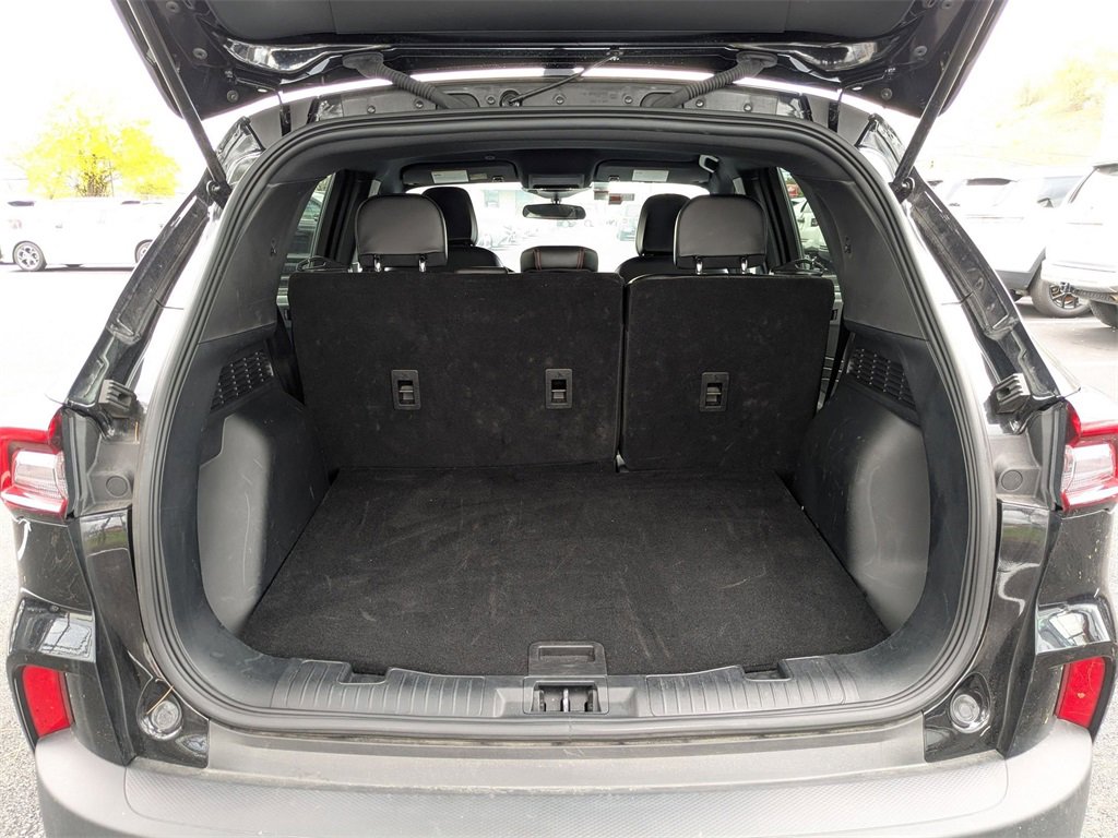 Used 2025 Ford Escape ST-Line image 33