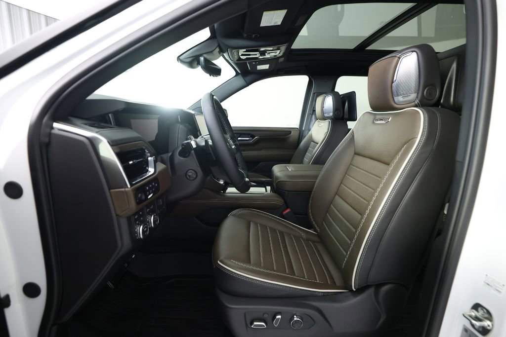 Used 2026 GMC Yukon XL Denali Ultimate w/ LPO, Illumination Package image 20