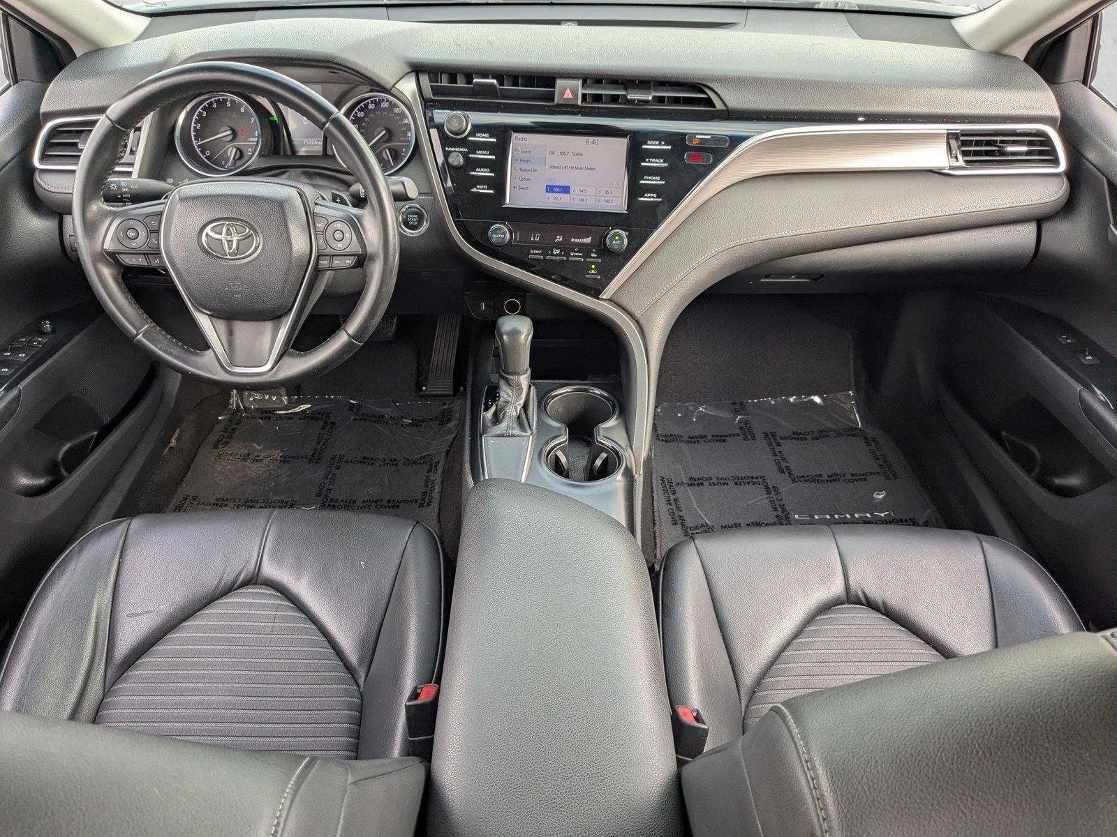 Used 2018 Toyota Camry SE w/ Convenience Package FWD image 16