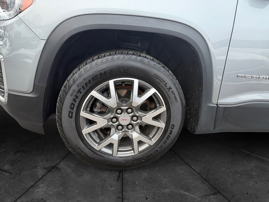 Used 2023 GMC Acadia SLE w/ Driver Convenience Package image 19