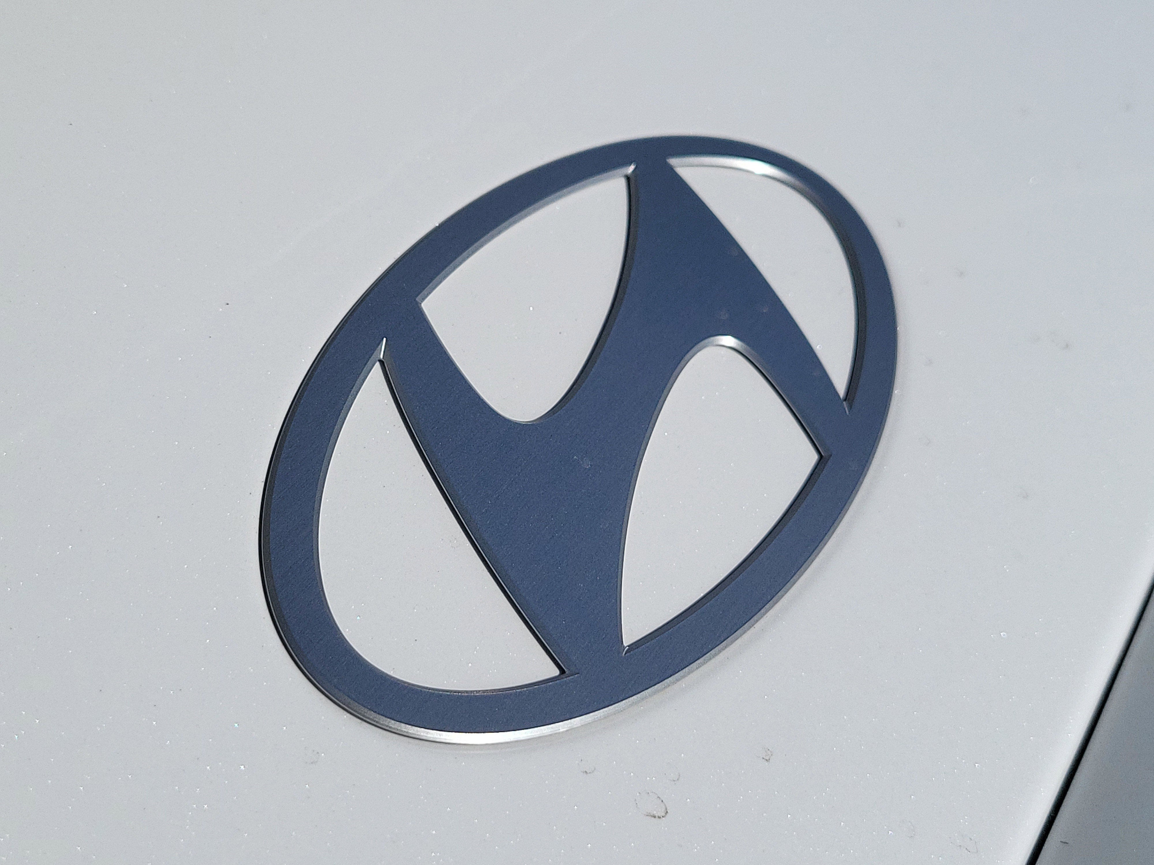 New 2025 Hyundai Ioniq 6 SE AWD/4WD image 10
