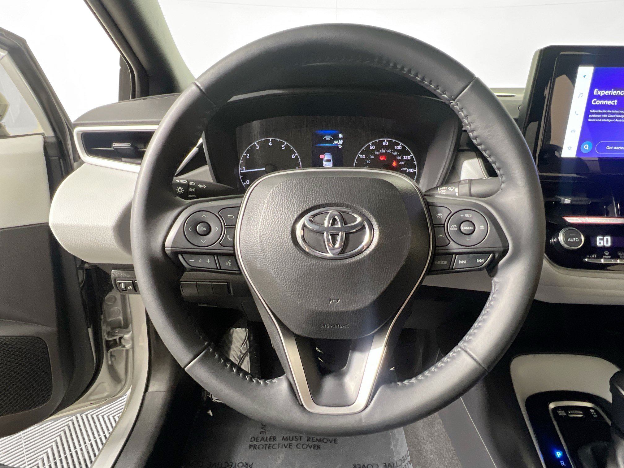 Used 2025 Toyota Corolla SE FWD image 18