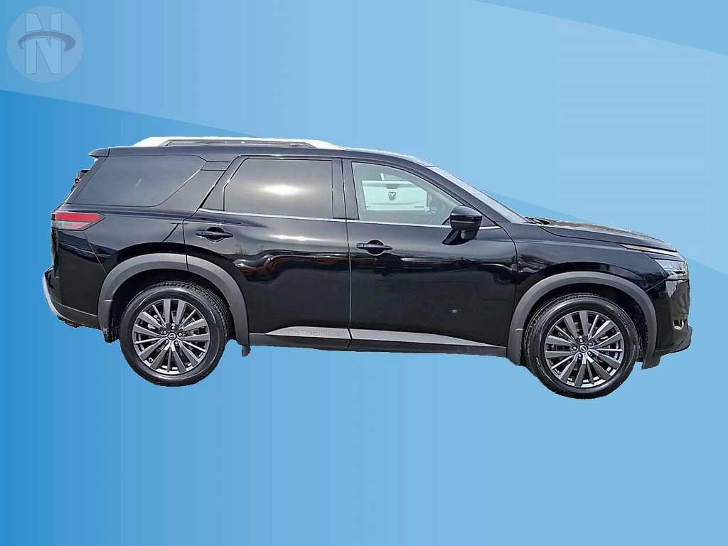 Used 2024 Nissan Pathfinder SL w/ SL Premium Package image 9