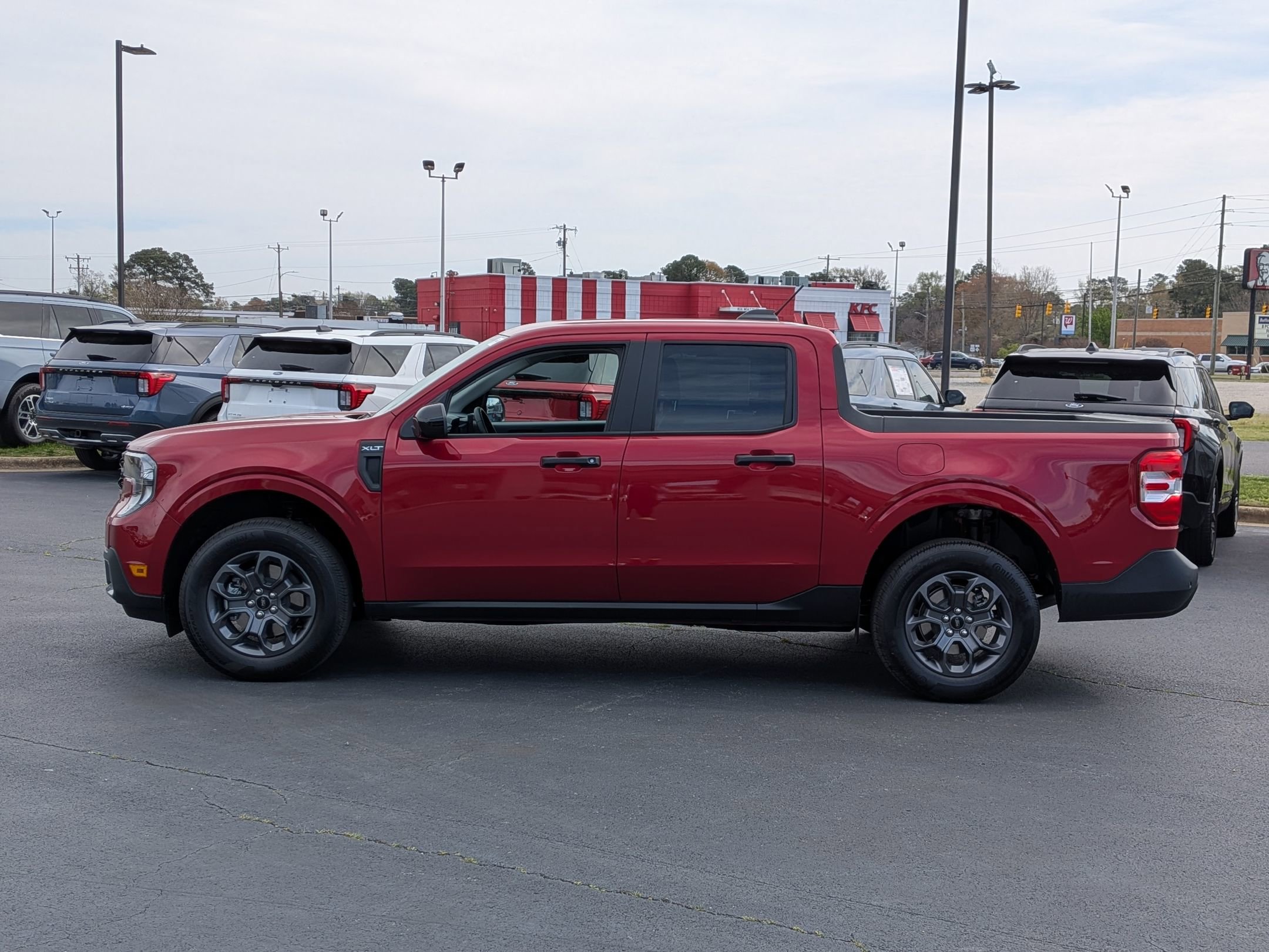 New 2026 Ford Maverick XLT w/ XLT Luxury Package AWD/4WD image 5