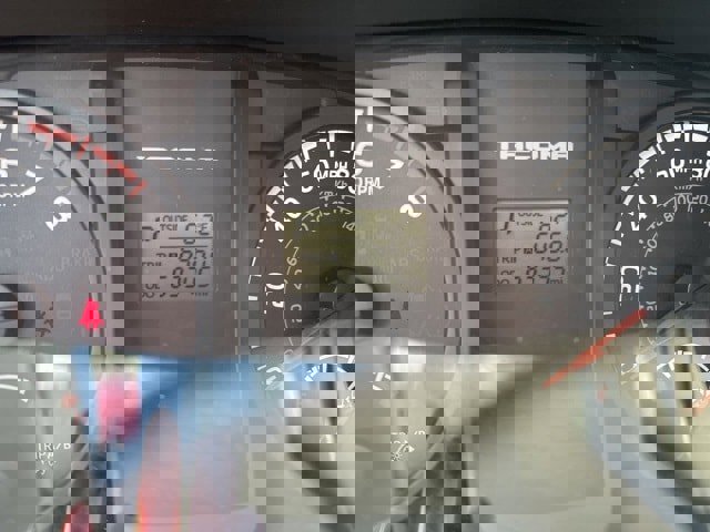 Used 2017 Toyota Tacoma SR w/ Tow Package image 15