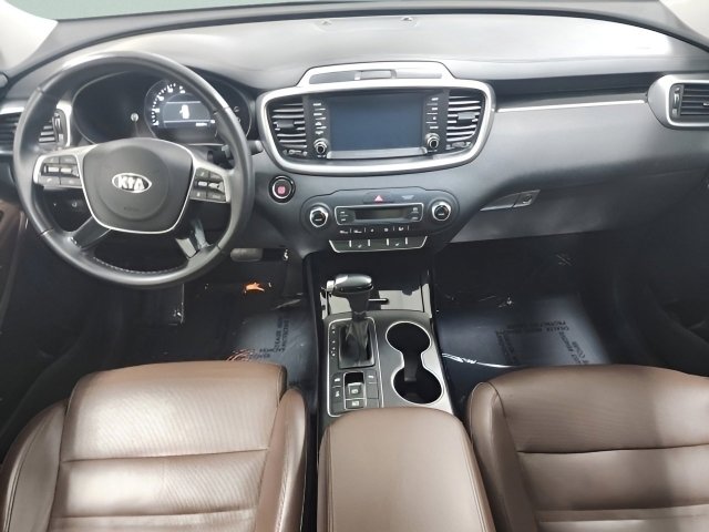 Used 2019 Kia Sorento SX image 2