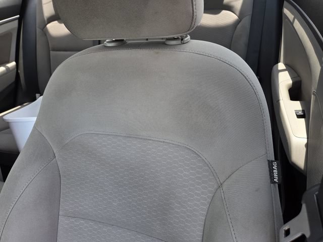 Used 2020 Hyundai Elantra SEL FWD image 15