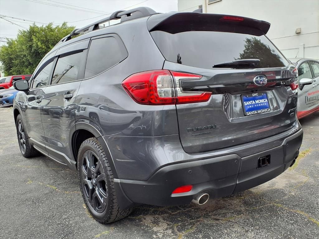 Used 2025 Subaru Ascent Onyx Edition image 11