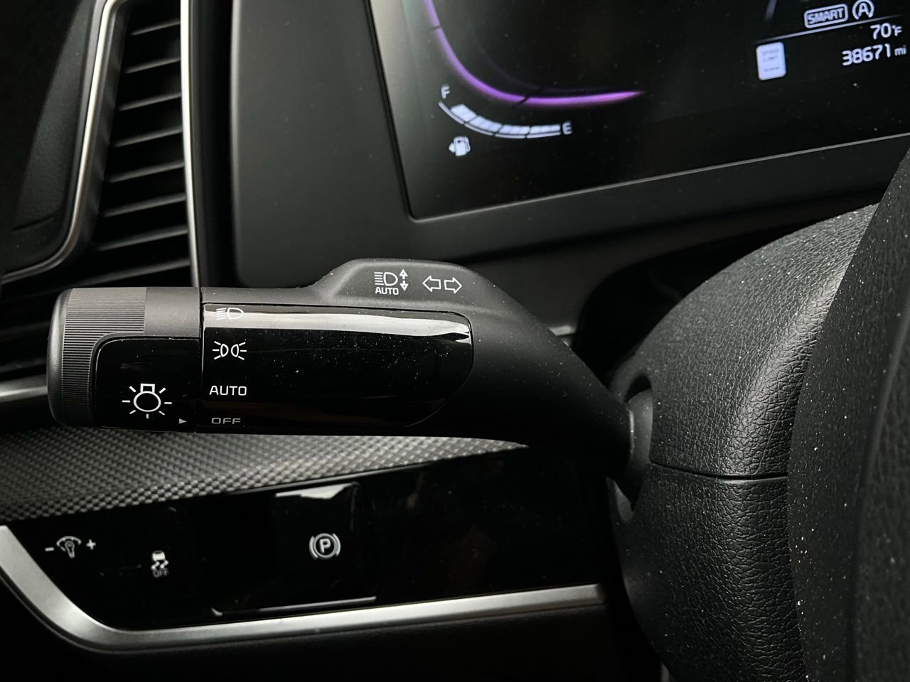 Used 2025 Kia Sportage LX image 33