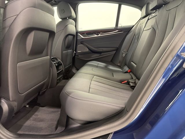 Certified 2023 BMW 530i xDrive w/ M Sport Package AWD/4WD image 17