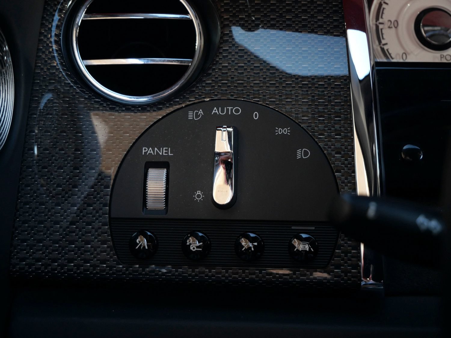 Used 2021 Rolls-Royce Wraith w/ Rolls-Royce Signature Package RWD image 35