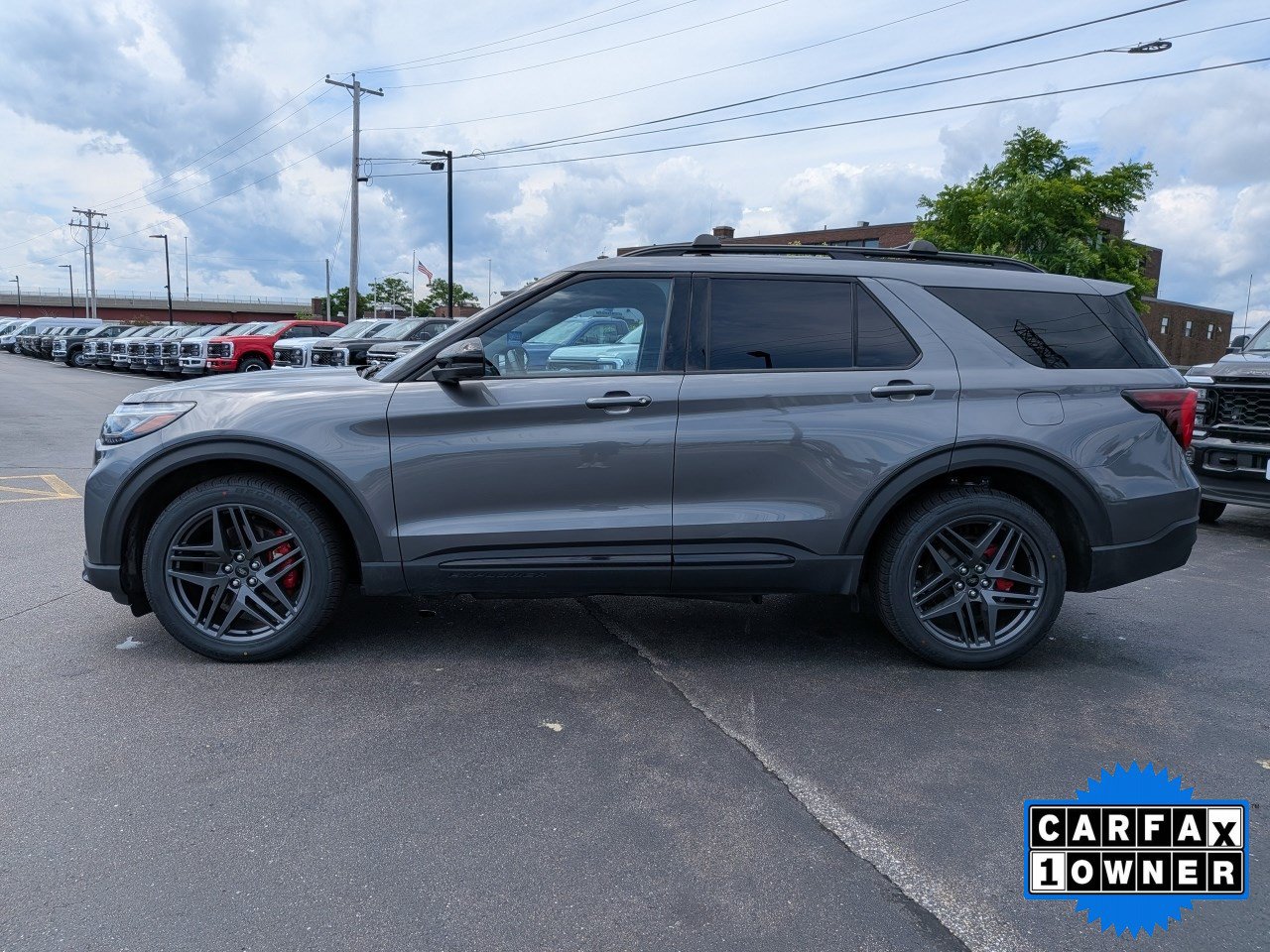 Certified 2025 Ford Explorer ST AWD/4WD image 7