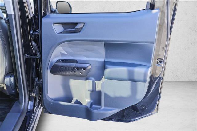 Used 2023 Ford Maverick Lariat w/ Lariat Luxury Package image 28