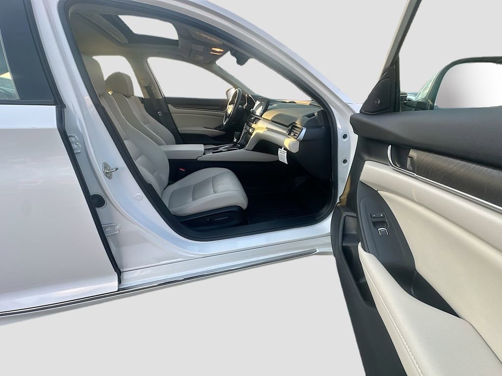 Used 2020 Honda Accord EX-L image 32