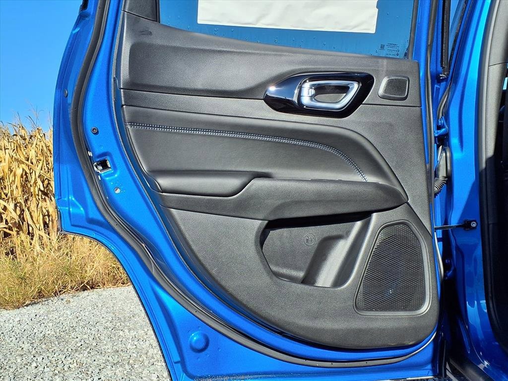 New 2026 Jeep Compass Limited image 25