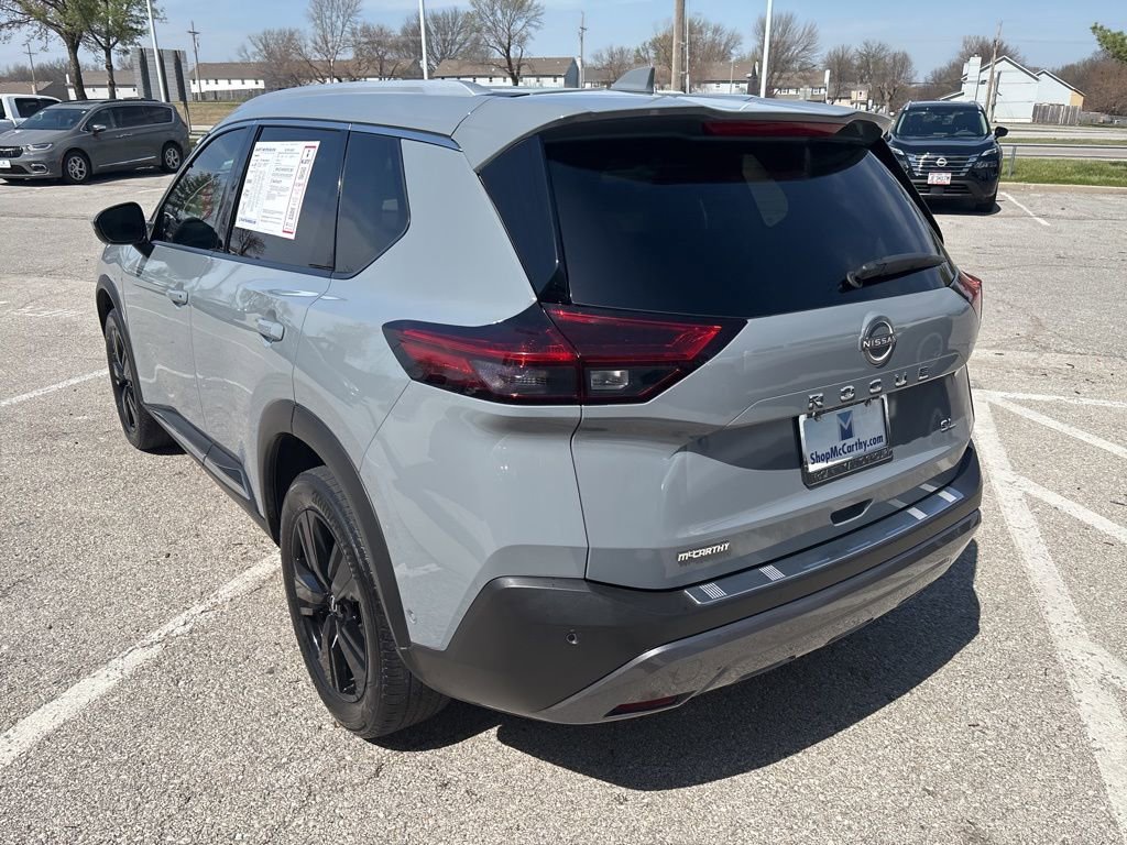 Used 2022 Nissan Rogue SL w/ SL Premium Package image 21