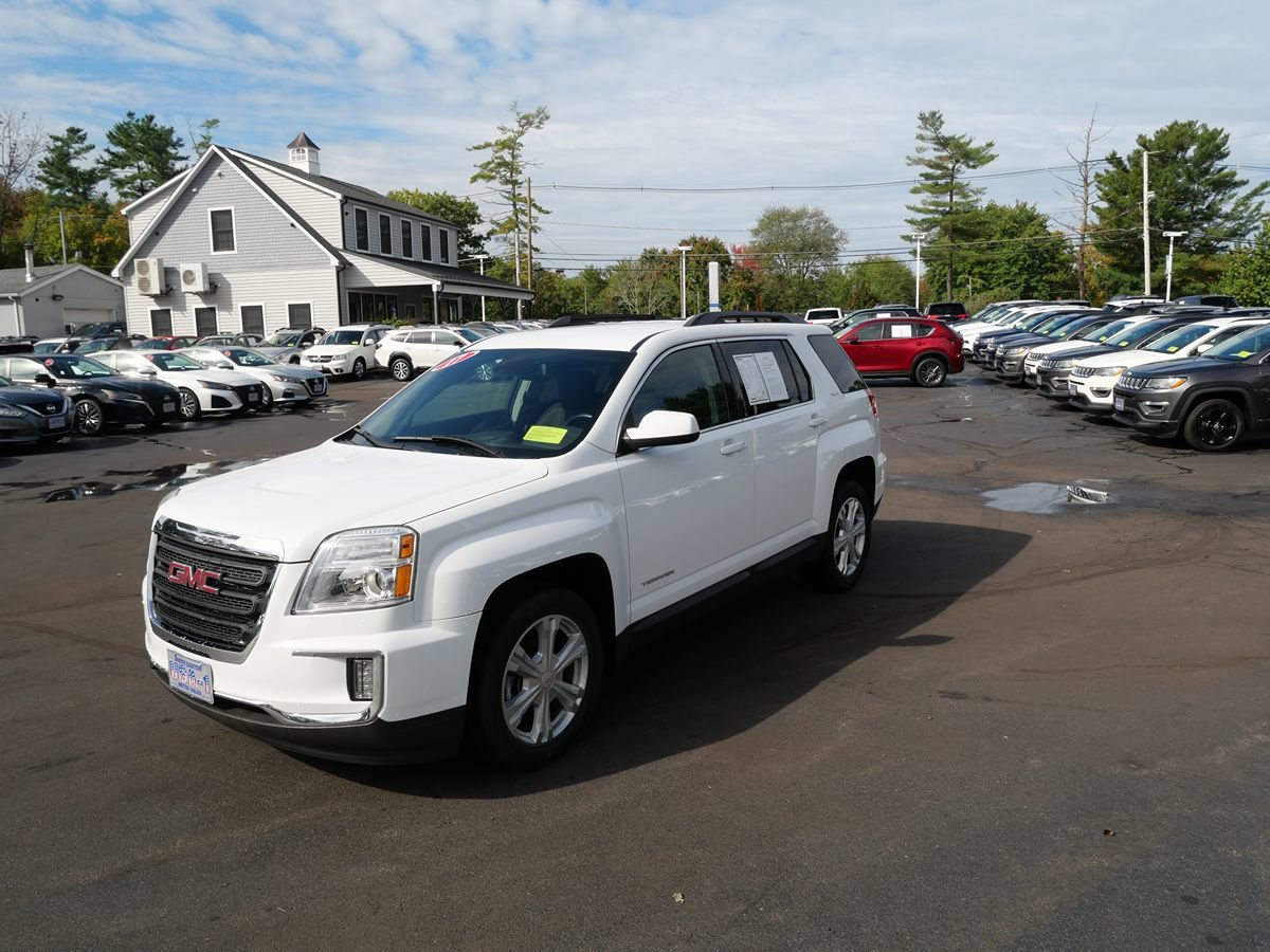 Used 2017 GMC Terrain SLE w/ Convenience Package