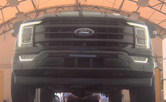 Used 2023 Ford F150 Lariat w/ Equipment Group 502A High AWD/4WD image 3