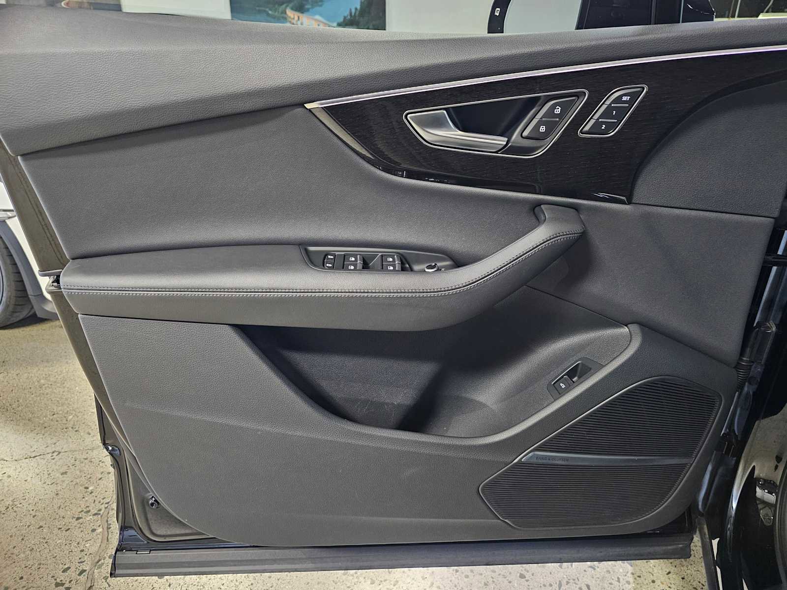 Used 2023 Audi Q7 2.0T Premium Plus w/ Premium Plus Package image 21