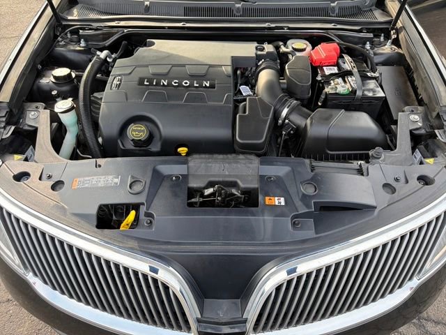 Used 2015 Lincoln MKS AWD w/ Equipment Group 101A image 26