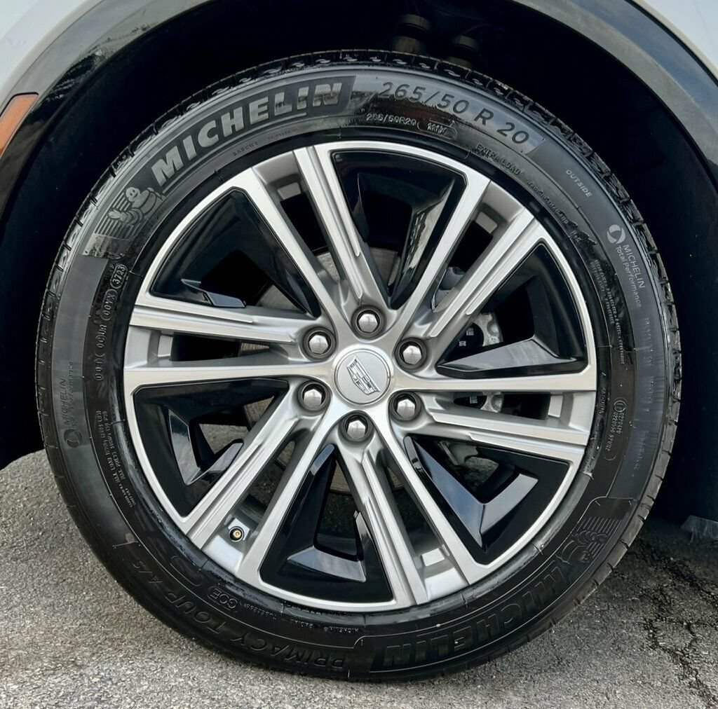 Used 2024 Cadillac Lyriq Luxury AWD/4WD image 31