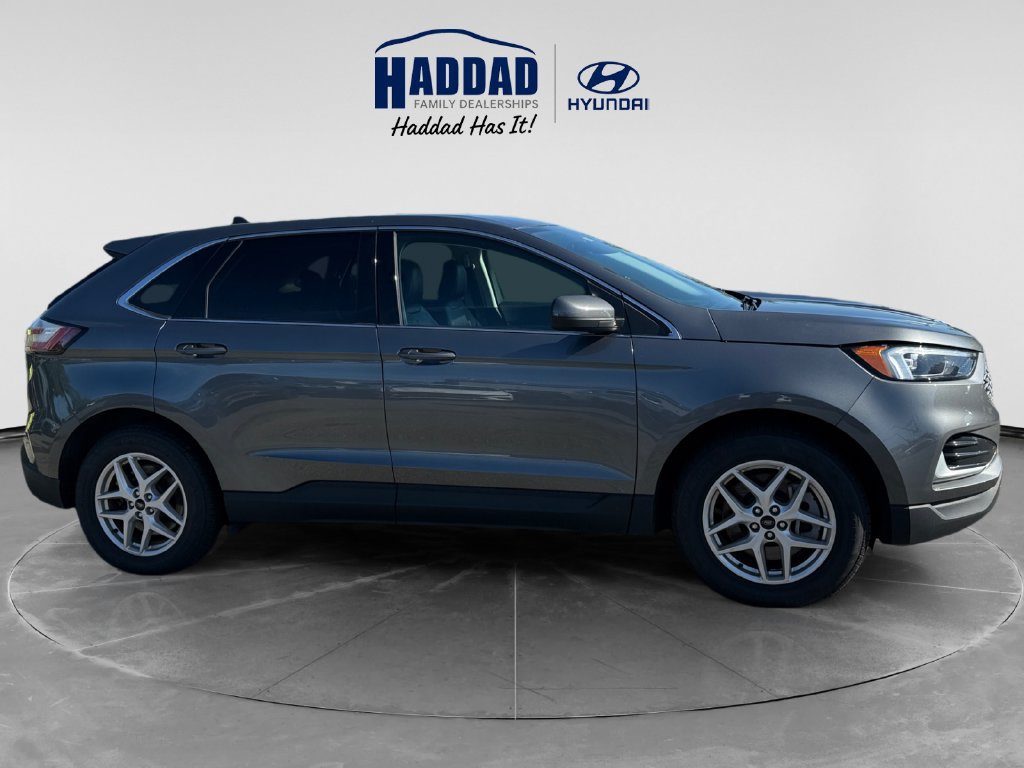 Used 2024 Ford Edge SEL AWD/4WD image 6