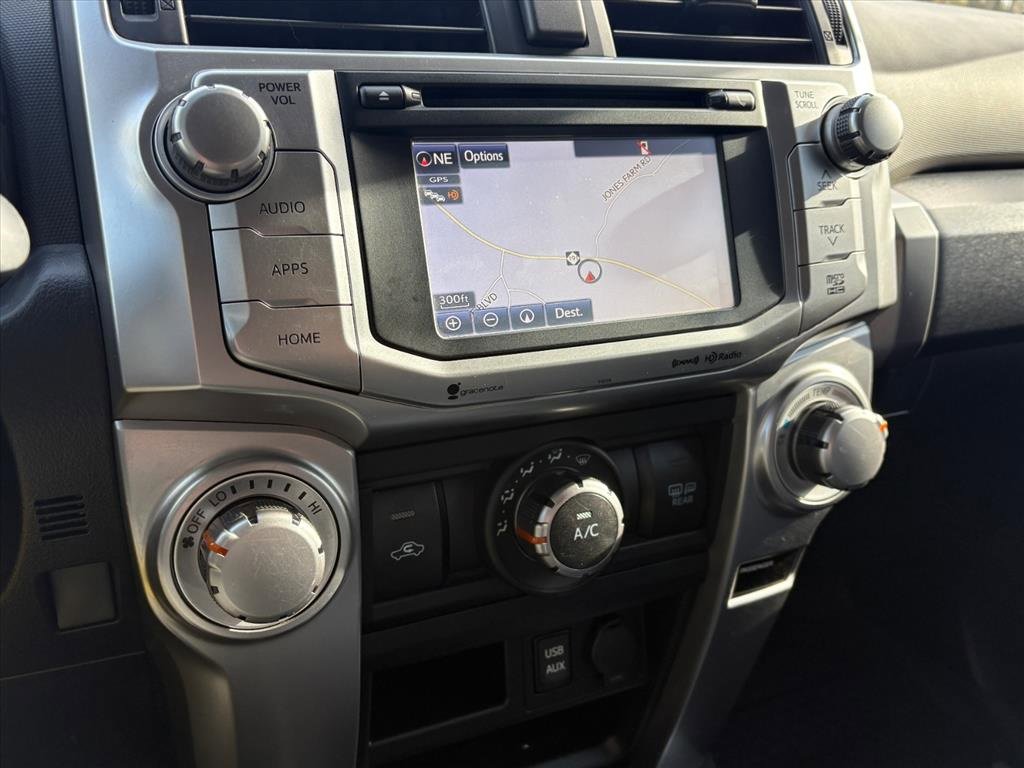 Used 2018 Toyota 4Runner SR5 Premium image 9