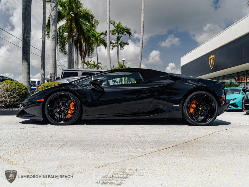 Used 2017 Lamborghini Huracan LP 610-4 image 4