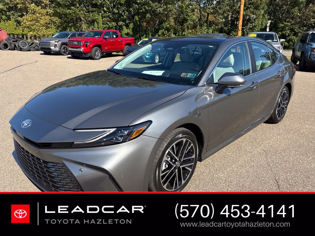 Used 2026 Toyota Camry XLE AWD/4WD image 1