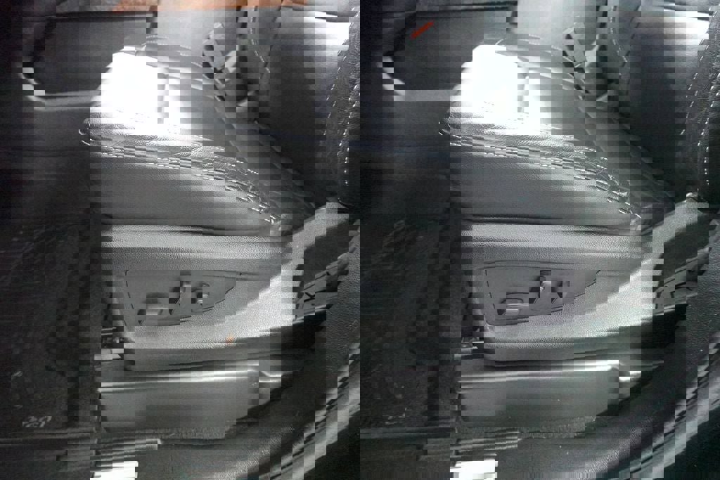 Used 2020 Chevrolet Tahoe LT image 11