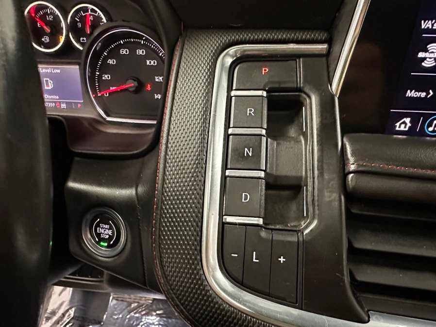 Used 2021 Chevrolet Suburban RST w/ Luxury Package image 30