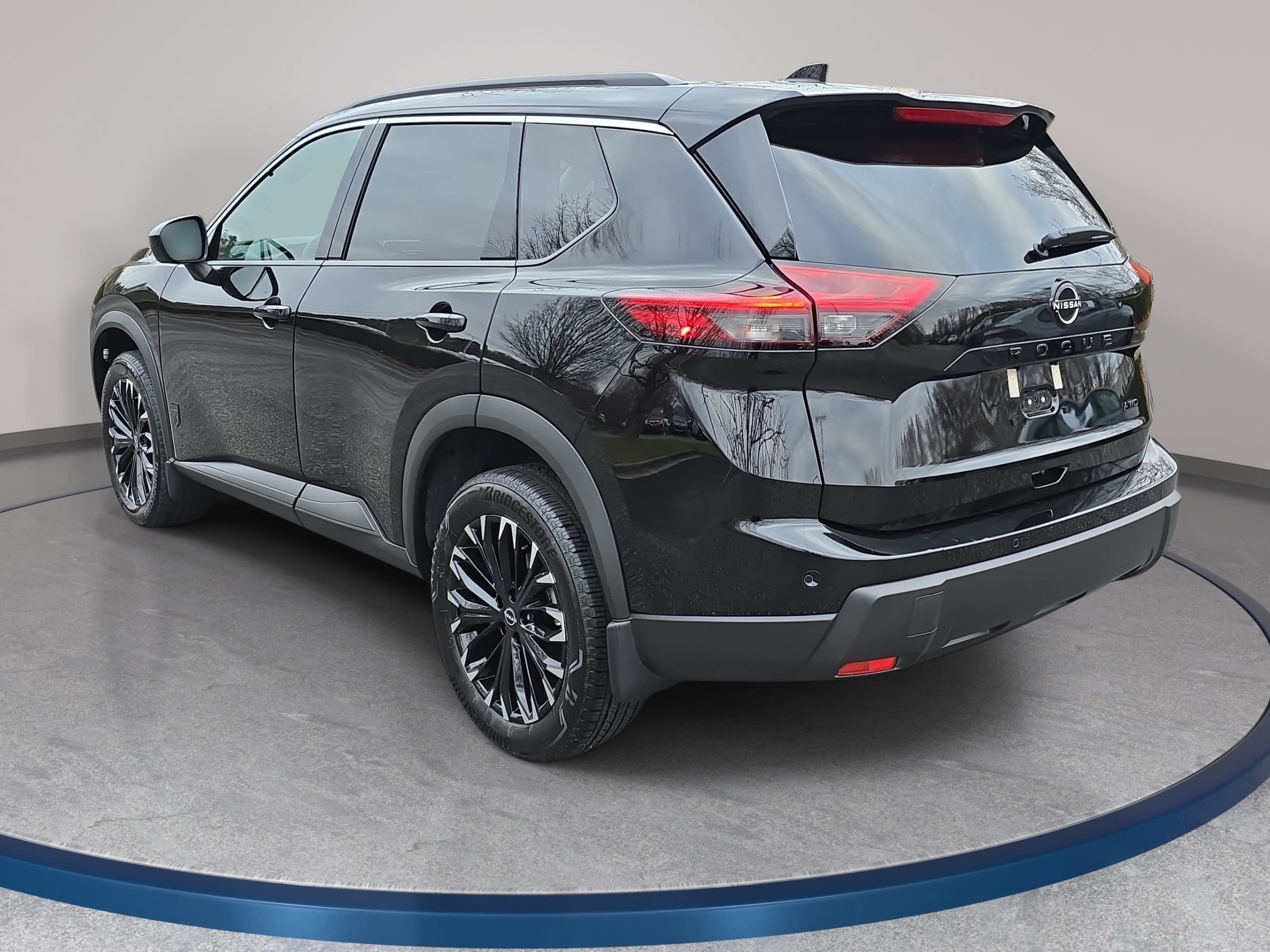 New 2026 Nissan Rogue Dark Armor AWD/4WD image 7