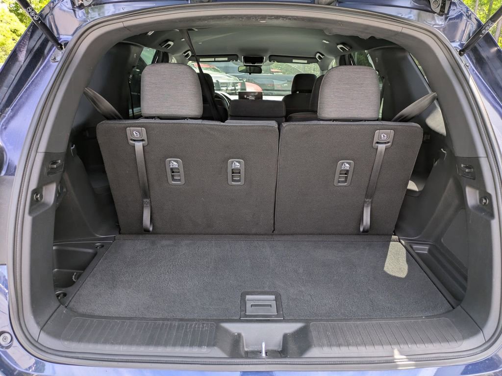 Used 2025 Honda Pilot Sport image 13