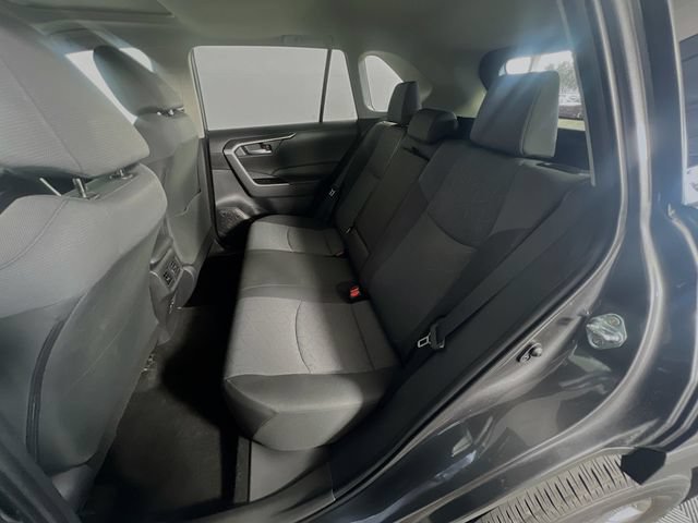 Used 2025 Toyota RAV4 XLE w/ Convenience Package FWD image 27