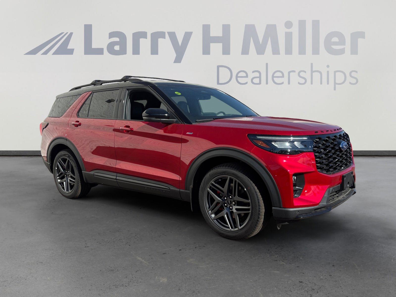 New 2025 Ford Explorer ST-Line w/ Premium Package RWD image 7
